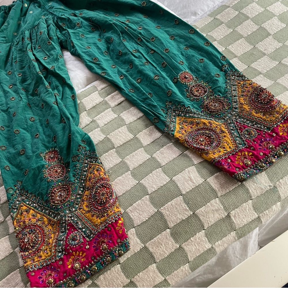 Vintage embellished pants with drawstring - Picture 2 of 7